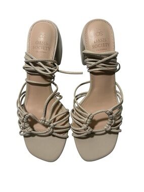 Oasis Society Vegan Neutral Lace-Up Heeled Sandals
Size 6